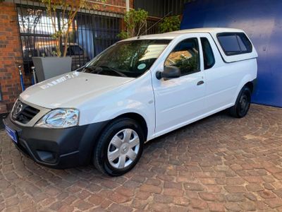 2021 Nissan NP200 1.6 A/C Safety Pack
