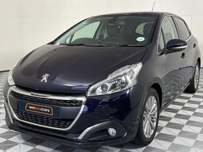 2021 Peugeot 208 1.2T Allure