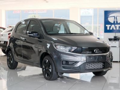 2026 TATA Tiago 1.2 XT Auto