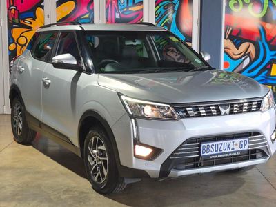 2024 Mahindra XUV 300 1.2T | W8