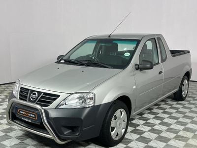 2018 Nissan NP200 1.6 A/C Safety Pack