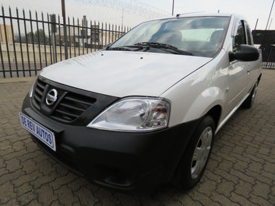 2023 Nissan NP200 1.6 A/C Safety Pack