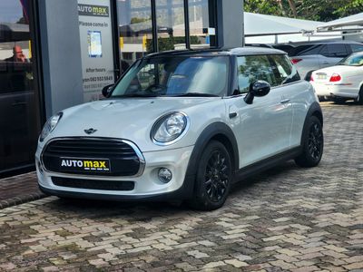 2016 MINI Hatch Cooper Auto