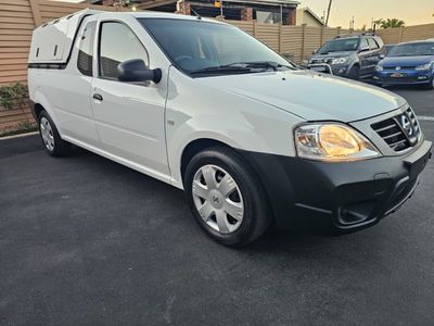 2022 Nissan NP200 1.6 Aircon- 55km- 3 door canopy