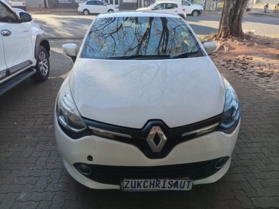 2015 Renault Clio IV 900T Dynamique 5-dr (66kW)