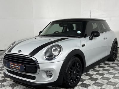 2019 MINI Hatch Cooper Auto