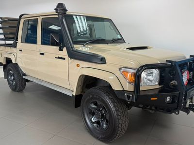 2017 Toyota Land Cruiser 79 4.5 D Double-Cab