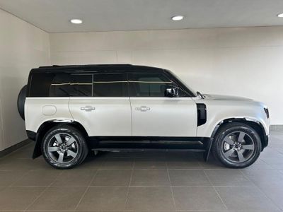 2026 Land Rover Defender 110 D350 X-Dynamic HSE