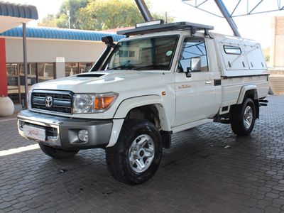 2017 Toyota Land Cruiser 79 4.5 D LX V8 Single-Cab