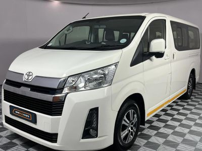 2023 Toyota Quantum 2.8 GL 11-seat