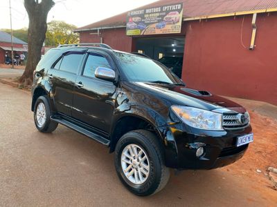 2011 Toyota Fortuner 3.0 D-4D Raised Body Auto