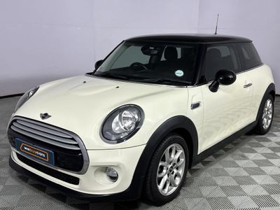 2014 MINI Hatch Cooper Auto
