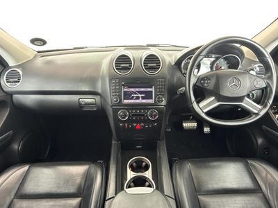 2011 Mercedes-AMG ML 63 AMG