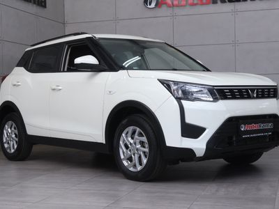 2023 Mahindra XUV 300 1.2T | W6