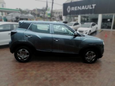 2025 Mahindra XUV 3XO 1.2T MX2 Auto