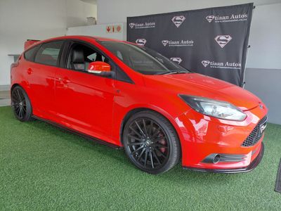 2013 Ford Focus 2.0 GTDi ST1 5-dr