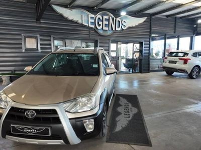 2016 Toyota Etios Cross 1.5 XS 5-dr