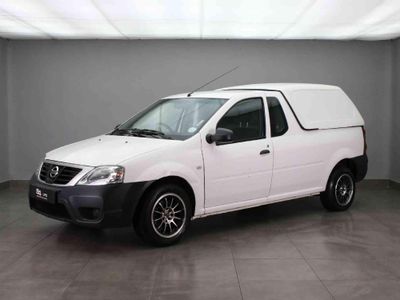 2023 Nissan NP200 1.6 A/C Safety Pack