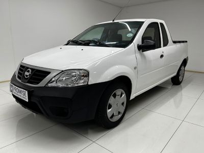2021 Nissan NP200 1.6 A/C Safety Pack
