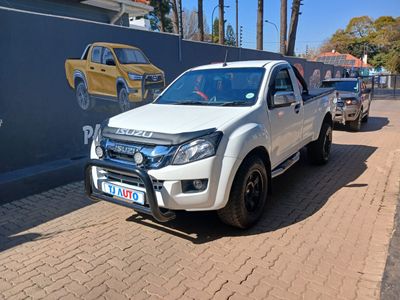 2015 Isuzu KB 300 D-Teq LX Single-Cab