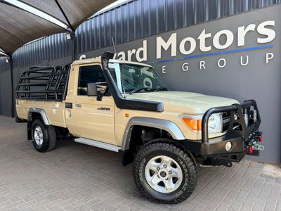 2016 Toyota Land Cruiser 79 4.0 Single-Cab