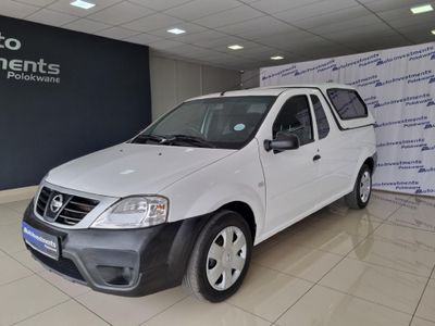 2022 Nissan NP200 1.6 A/C Safety Pack