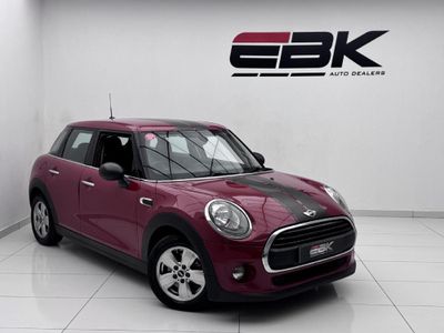 2015 MINI Hatch Cooper 5-dr
