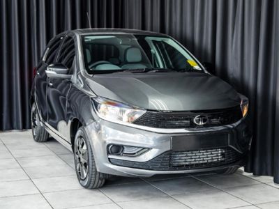 2026 TATA Tiago 1.2 XT Auto
