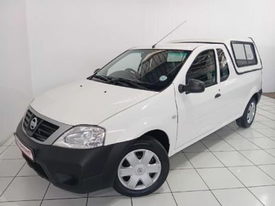 2019 Nissan NP200 1.6 A/C Safety Pack