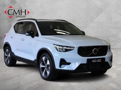 2025 Volvo XC40 B4 Plus Dark Geartronic Mild-Hybrid