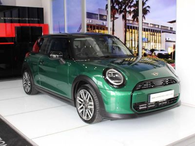 2025 MINI Hatch Cooper Auto