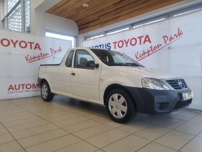 2022 Nissan NP200 1.6 A/C Safety Pack