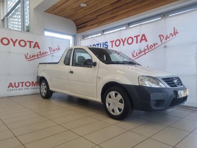 2022 Nissan NP200 1.6 A/C Safety Pack