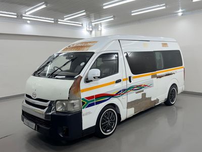 2020 Golden Journey Makoya KL 2.7i 16-seat