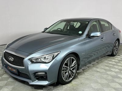 2015 Infiniti Q50 3.5 P Hybrid