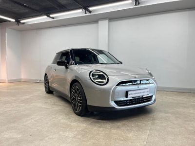 2024 MINI Hatch Cooper SE