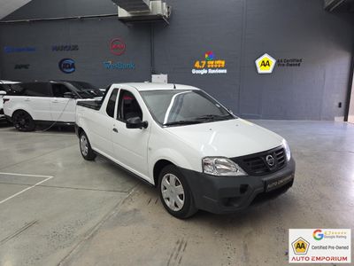 2015 Nissan NP200 1.6 A/C Safety Pack