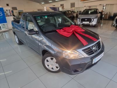 2023 Nissan NP200 1.6 A/C Safety Pack