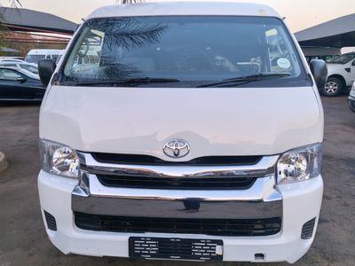 2010 Toyota Quantum 10 Seater D4D