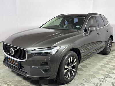 2022 Volvo XC60 B5 Momentum Geartronic