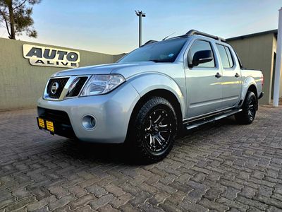 2012 Nissan Navara 2.5 dCi LE Double-Cab