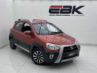 2015 Toyota Etios Cross 1.5 XS 5-dr