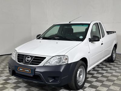 2022 Nissan NP200 1.6