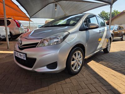 2014 Toyota Yaris 1.0 5-dr