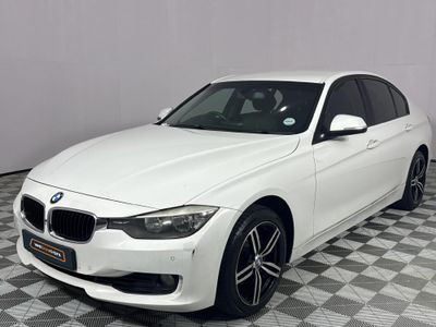 2013 BMW 3 Series 320i Luxury Auto