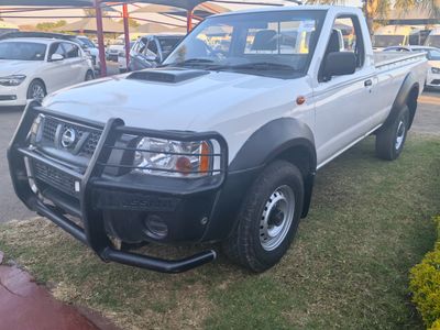 2018 Nissan NP300 2.5 TDI LWB 4X4 S/C