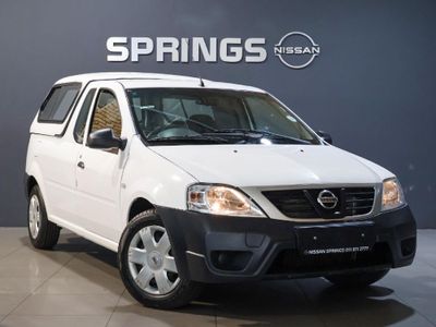 2023 Nissan NP200 1.6 A/C Safety Pack