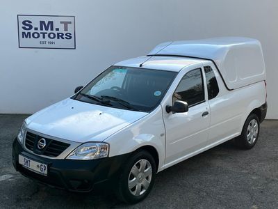 2023 Nissan NP200 1.6 A/C Safety Pack