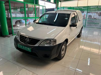 2023 Nissan NP200 1.6 A/C Safety Pack