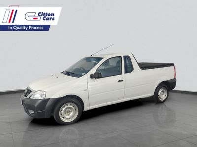 2019 Nissan NP200 1.6 A/C Safety Pack